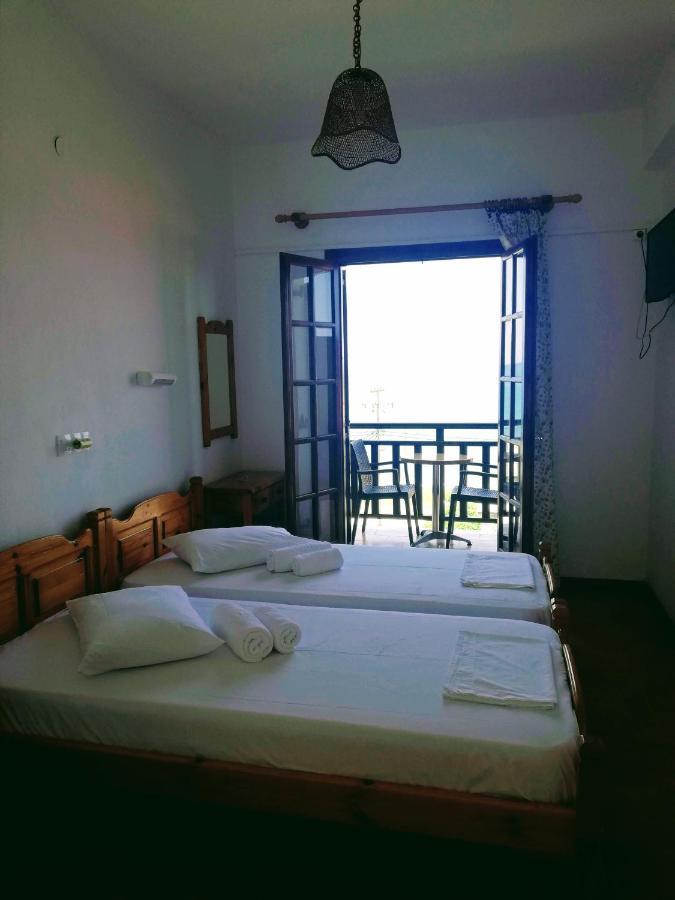 Hotel Erato Хорефто Екстериор снимка