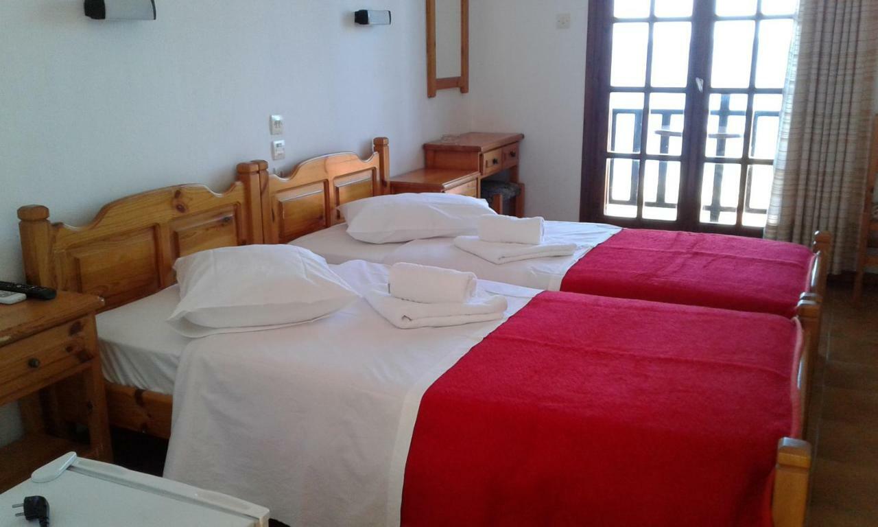 Hotel Erato Хорефто Екстериор снимка