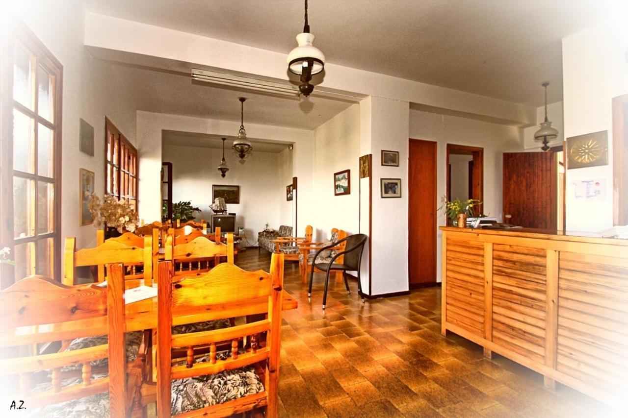 Hotel Erato Хорефто Екстериор снимка